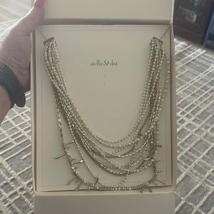 Stella & Dot Sullivan Necklace